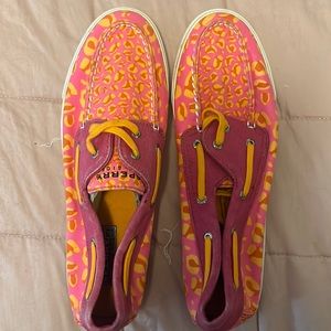 Sperry’s size 10